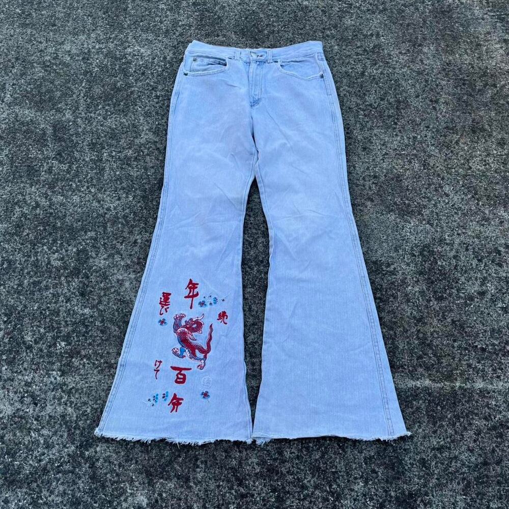 White Japanese Dragon Embroidered Flared Jeans Size 30x30 Streetwear Baggy